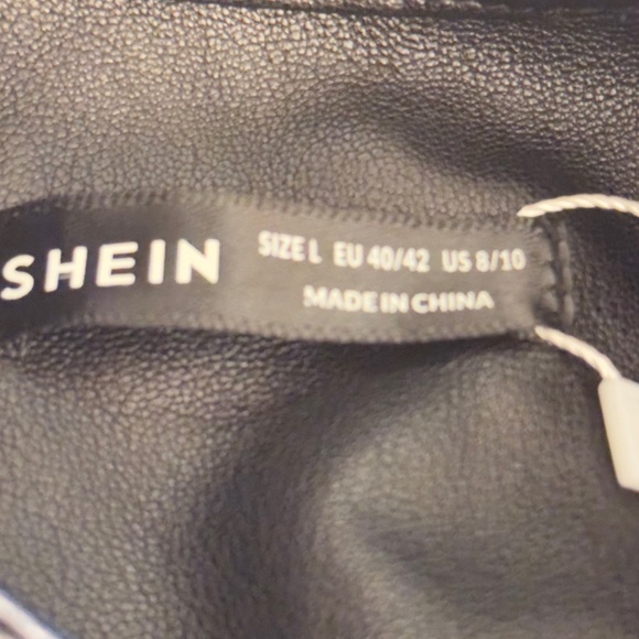 Shein Letter Graphic Color Block Crop Racing Blue/Black Enthusiasm Jacket - Picture 4 of 4